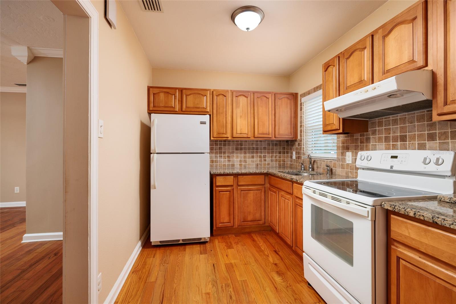 MONTICELLO PARK - Residential