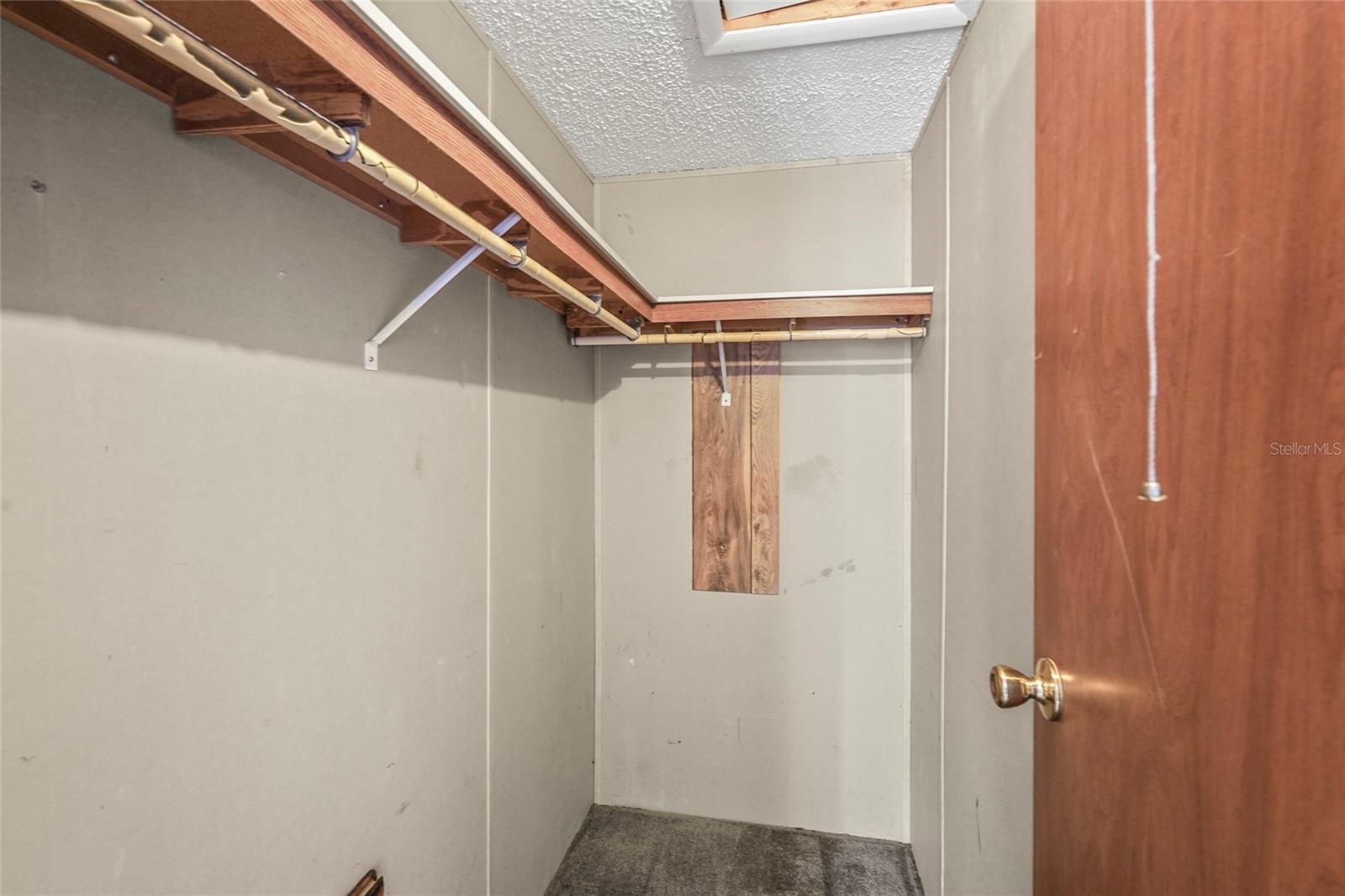 SKYWAY VILLAGE ESTATES CO-OP - Residential