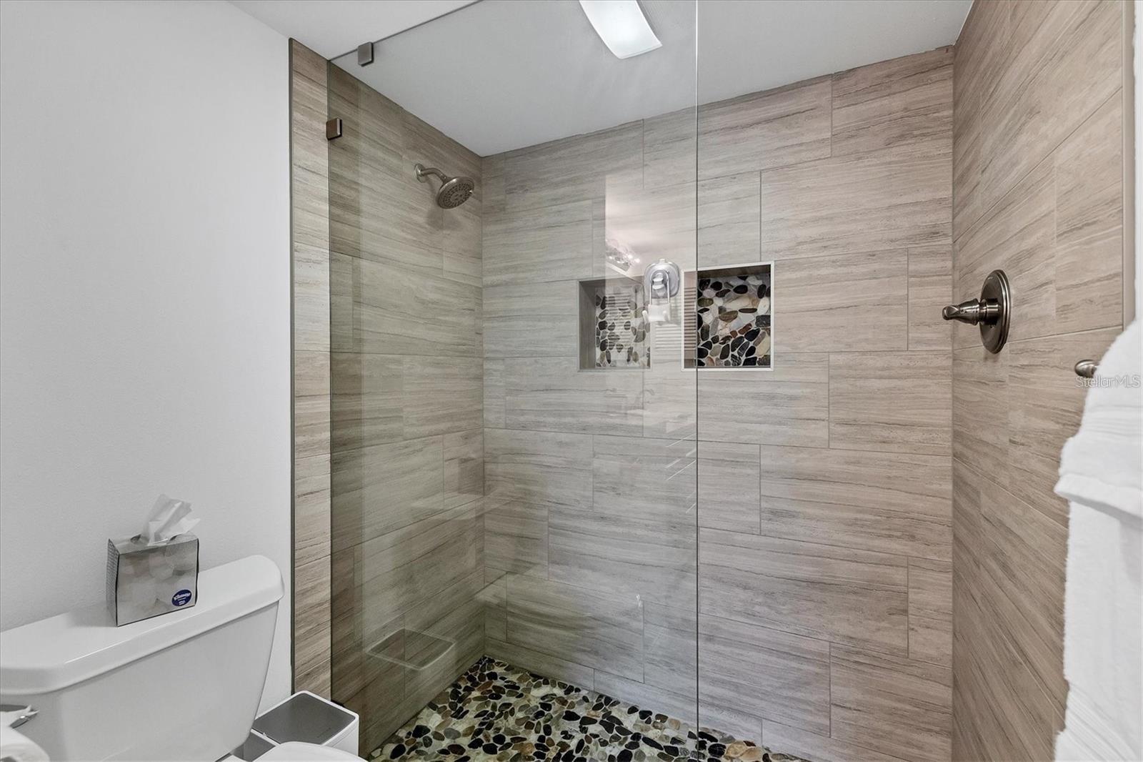 HARBOUR TOWNE - Residential