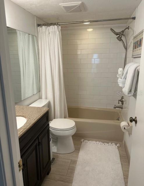 HARBOUR TOWNE - Residential