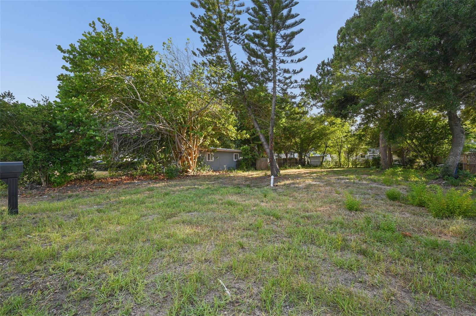 1520 SAN MATEO DRIVE