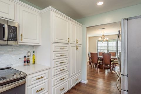 Tiny photo for 1416 Grove Avenue, Leesburg, FL 34748 (MLS # TB8441414)