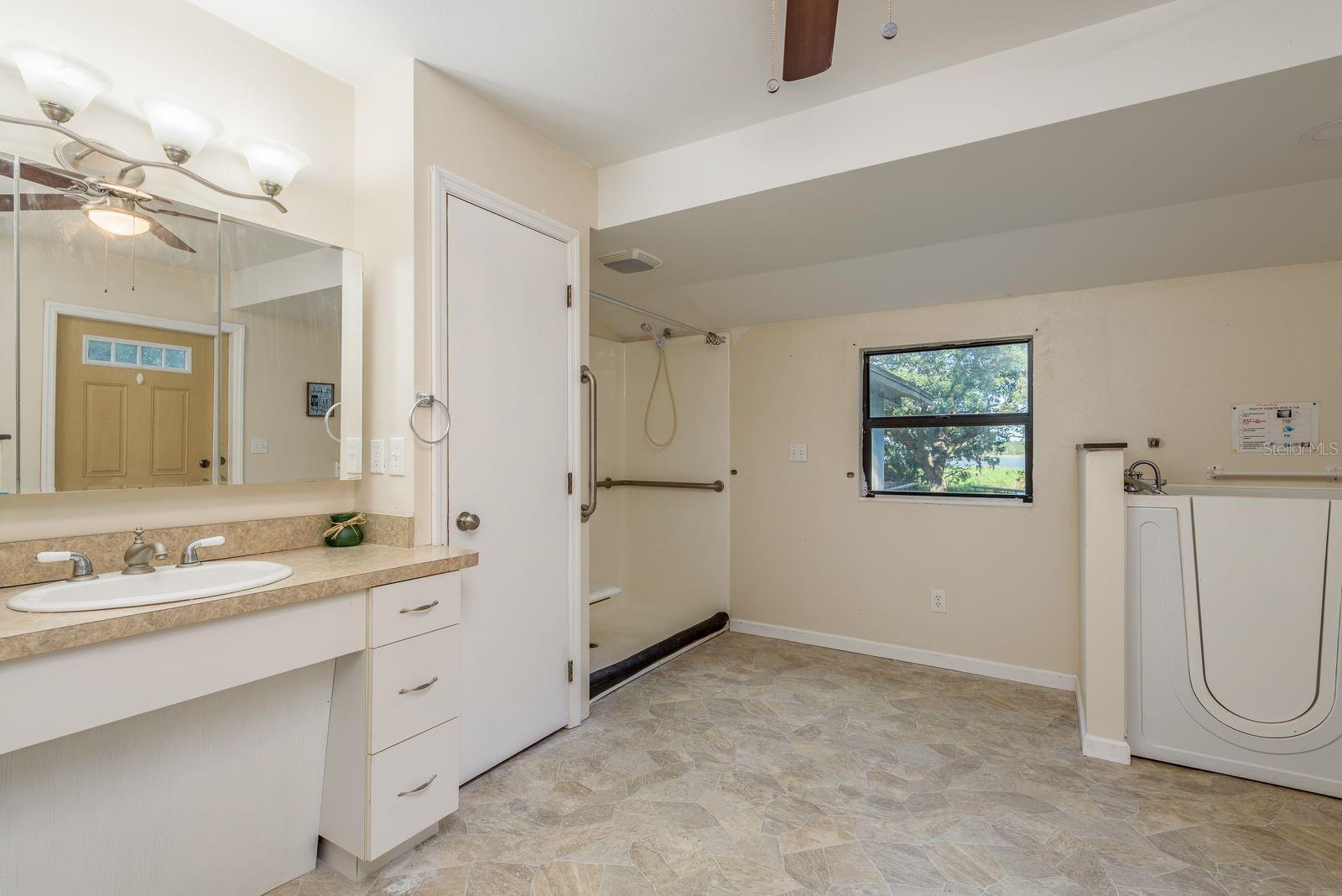 GRIFFIN SHORES - Residential