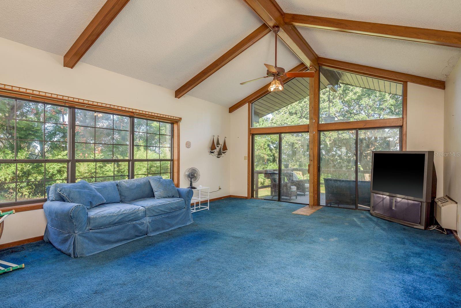 GRIFFIN SHORES - Residential