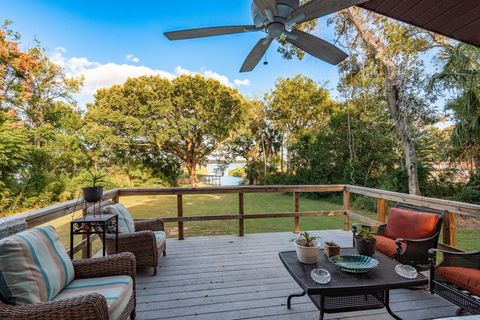 Tiny photo for 1416 Grove Avenue, Leesburg, FL 34748 (MLS # TB8441414)