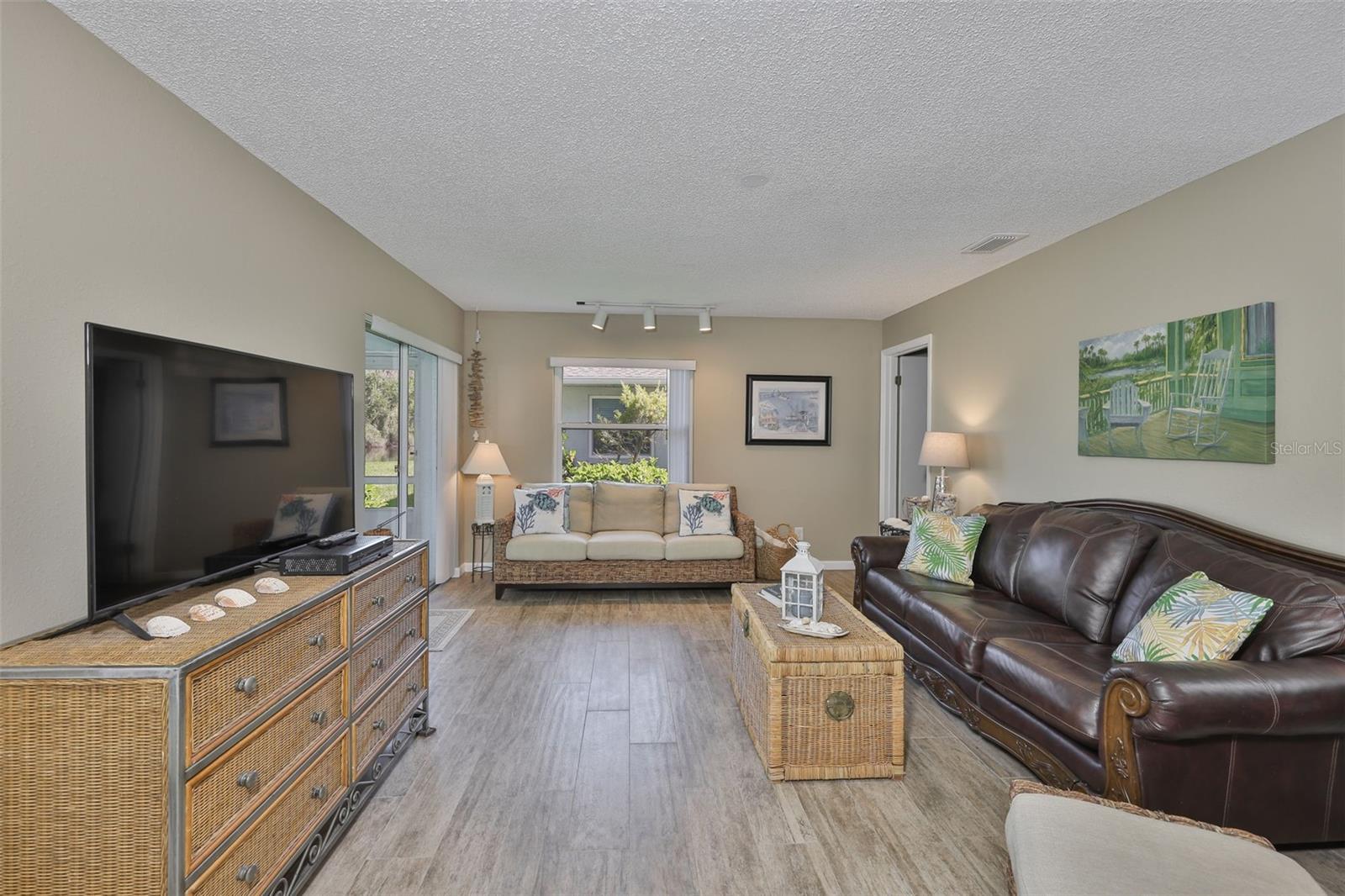 HIGHGATE III CONDO PH - Residential