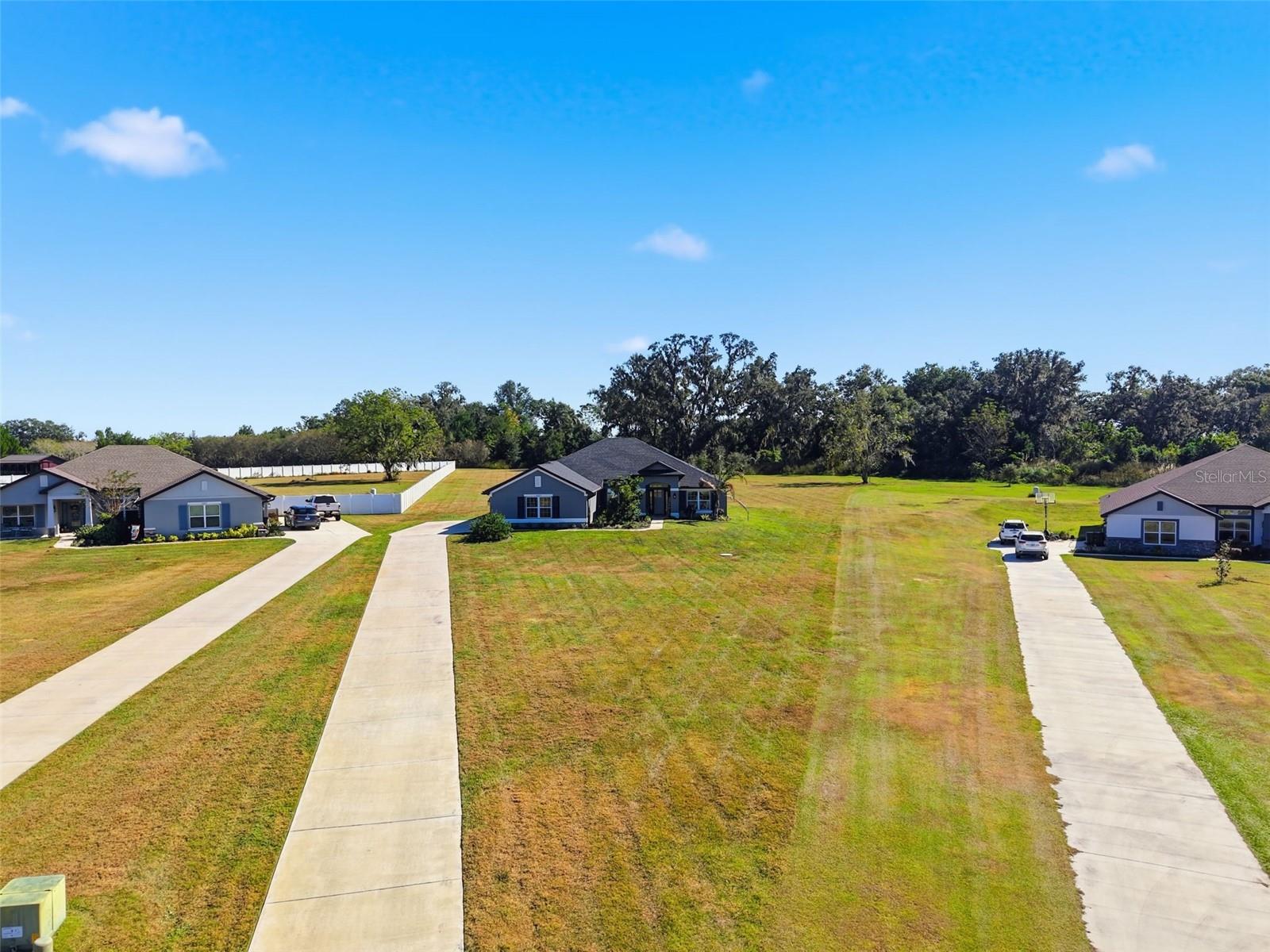 TARA OAKS PLANTATION - Residential