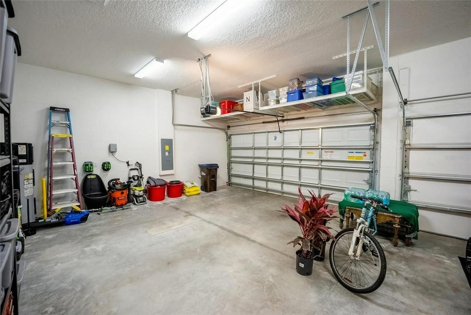 STONE CRK BY DEL WEBB LONGLEAF - Residential