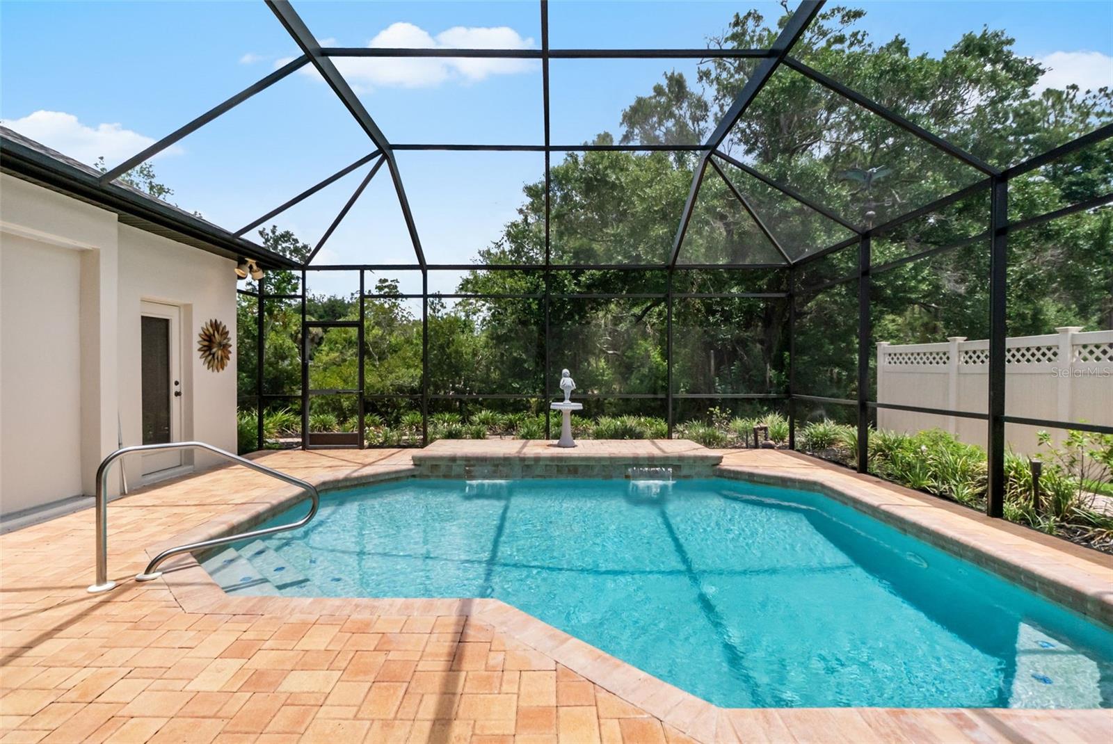 EASTLAKE - Residential