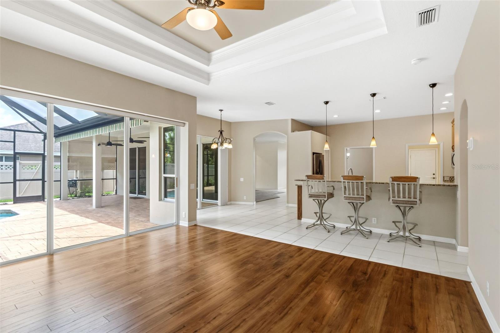 EASTLAKE - Residential