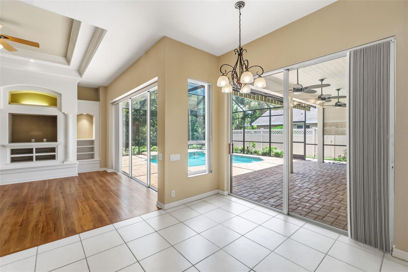 EASTLAKE - Residential