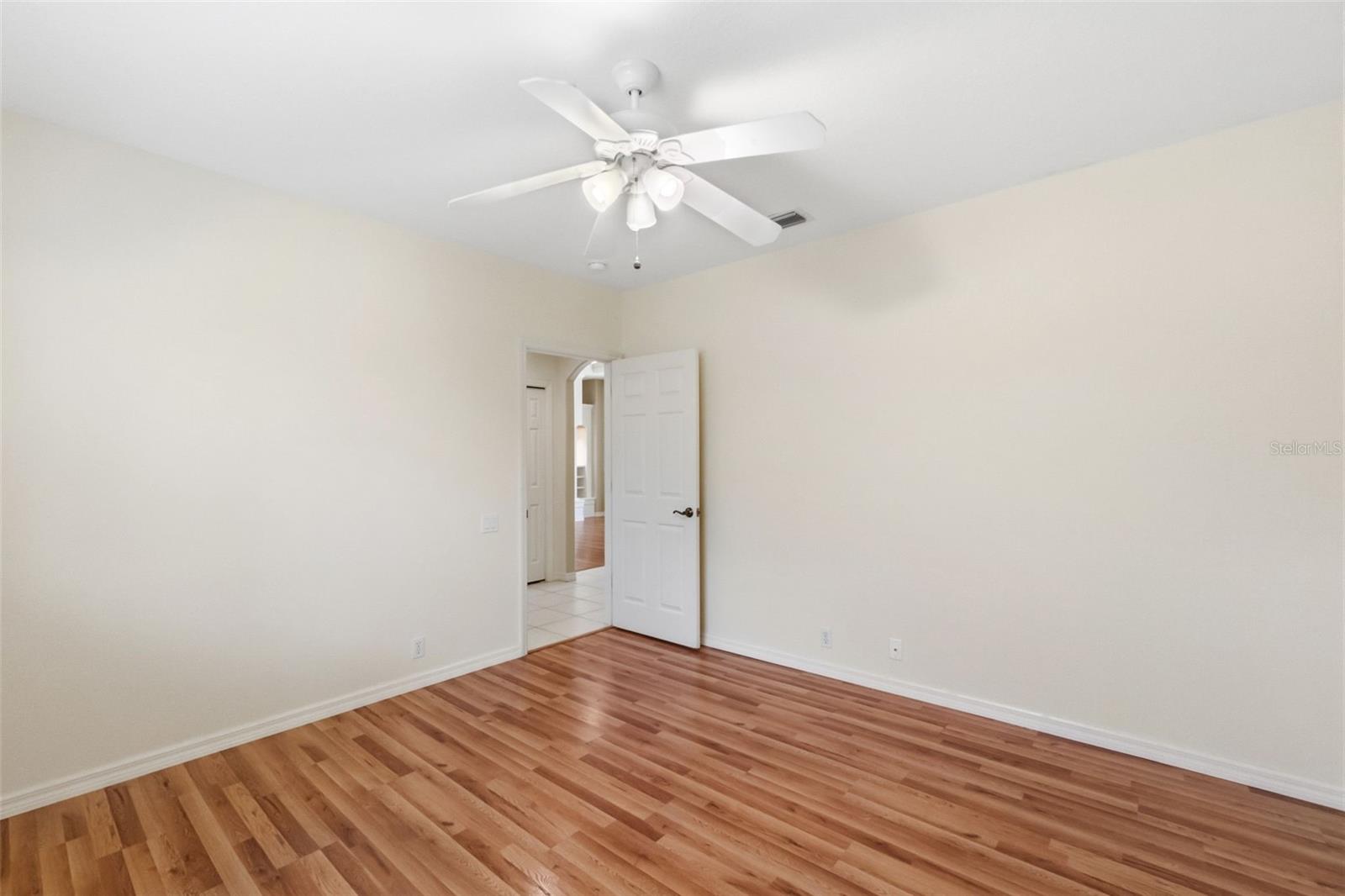EASTLAKE - Residential