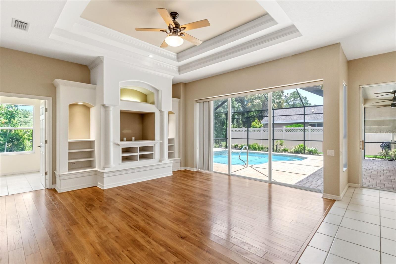 EASTLAKE - Residential
