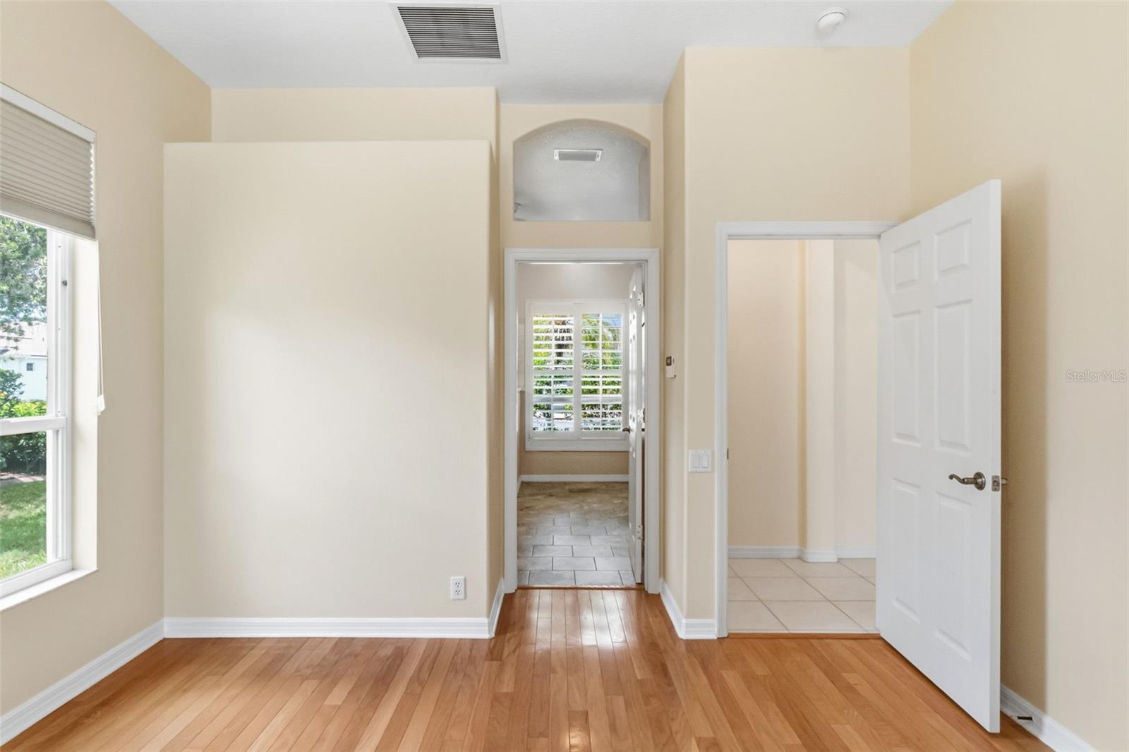 EASTLAKE - Residential