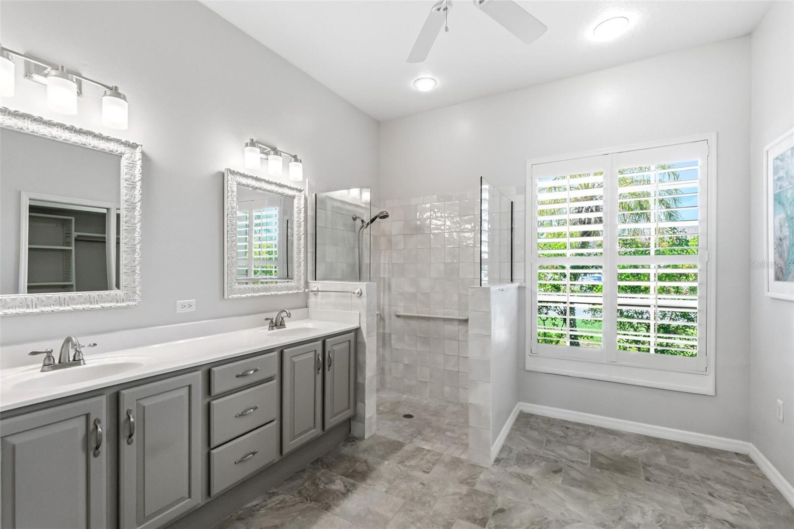 EASTLAKE - Residential