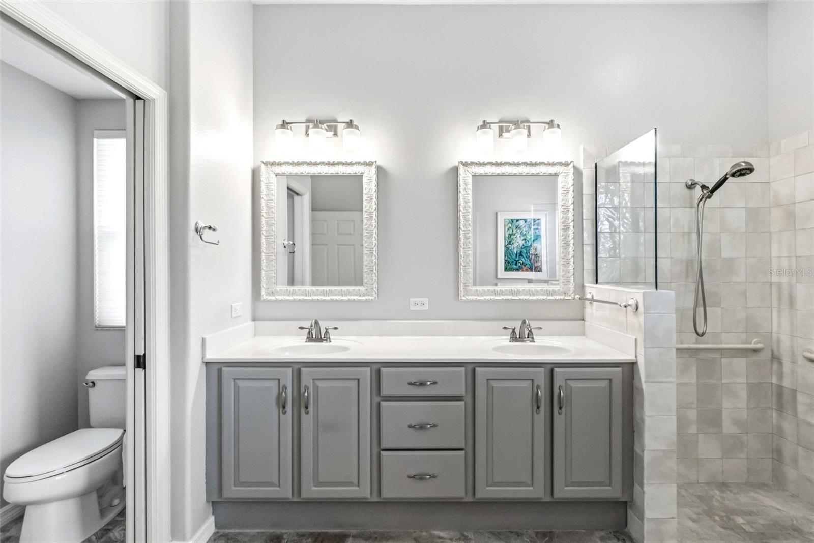 EASTLAKE - Residential