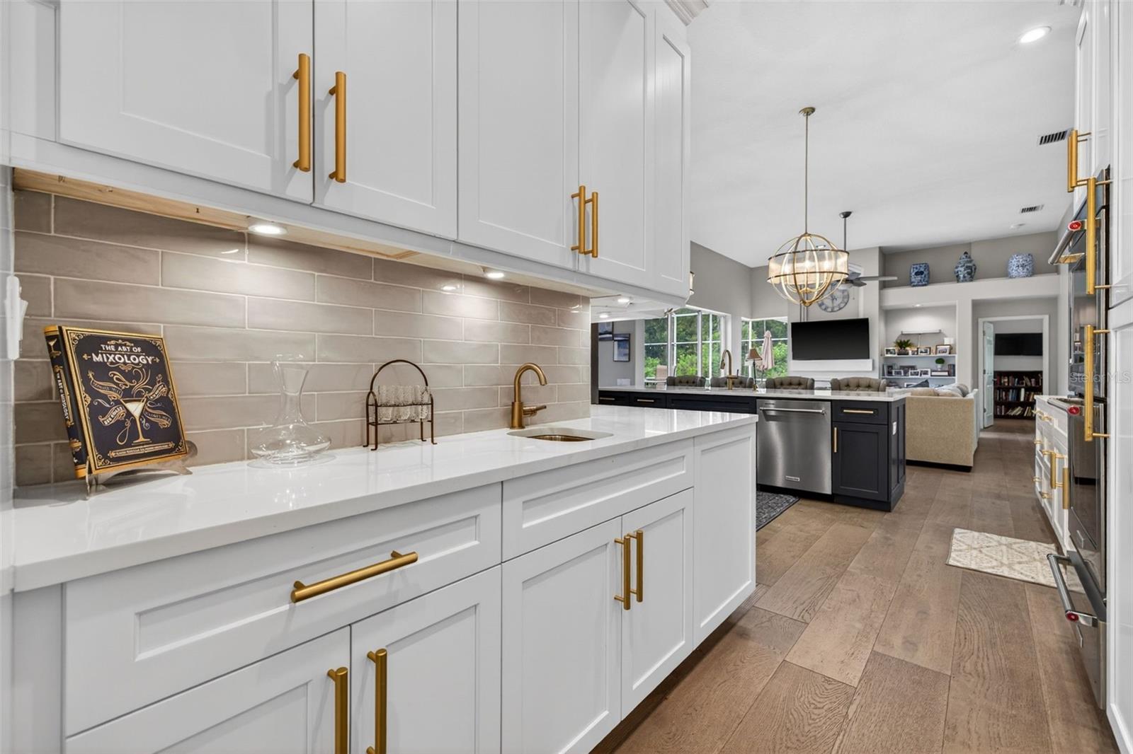 HUNTERS GREEN - Residential