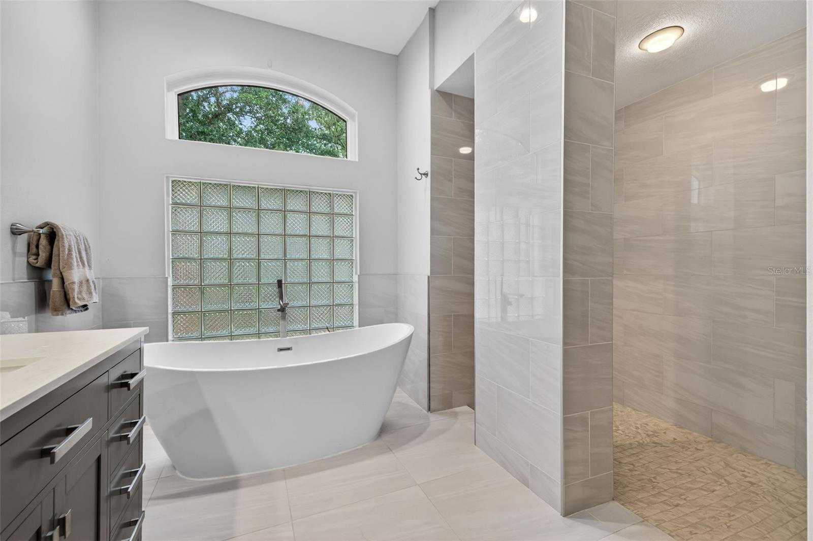 HUNTERS GREEN - Residential