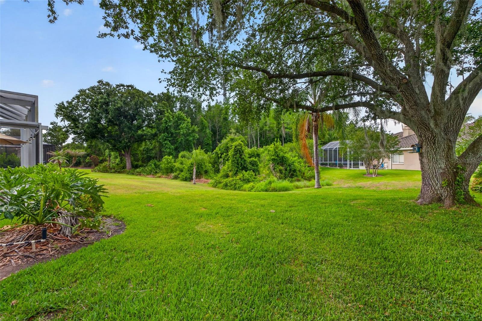 HUNTERS GREEN - Residential