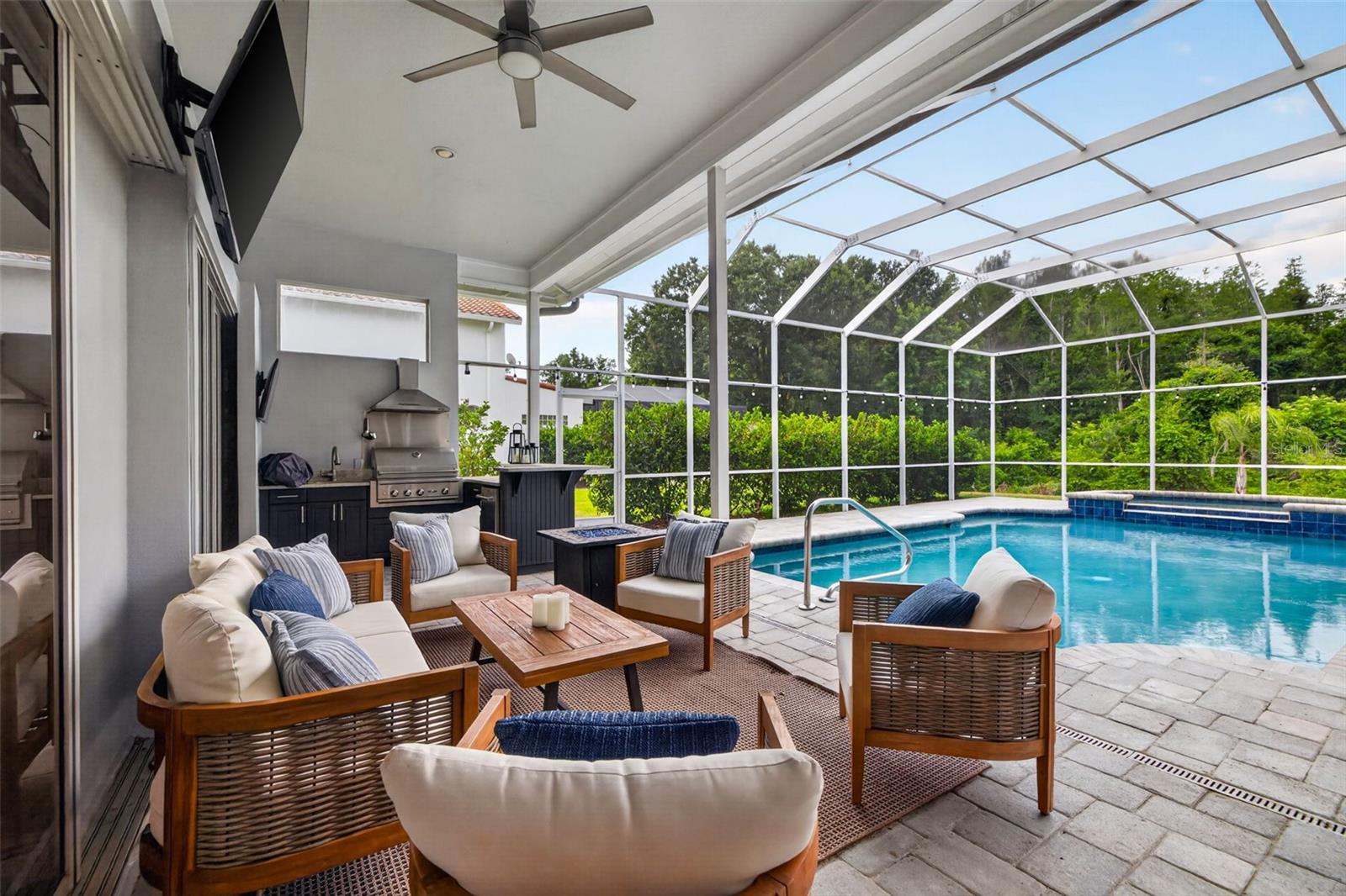 HUNTERS GREEN - Residential