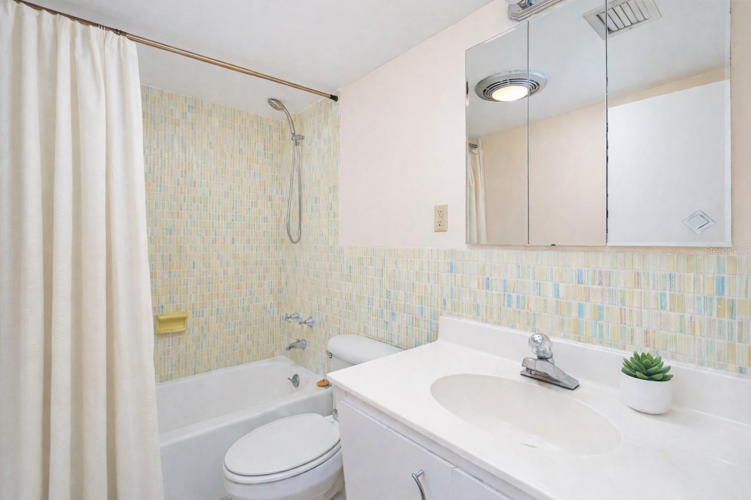 THE PENDLETON CLUB CONDO - Residential