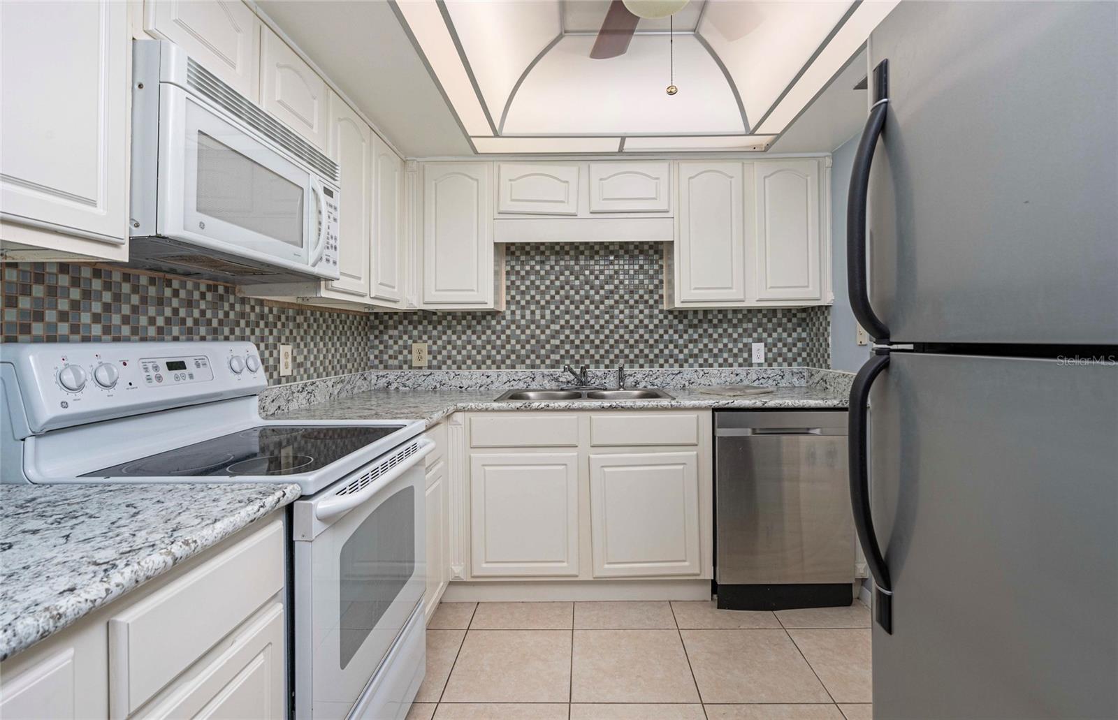 THE PENDLETON CLUB CONDO - Residential