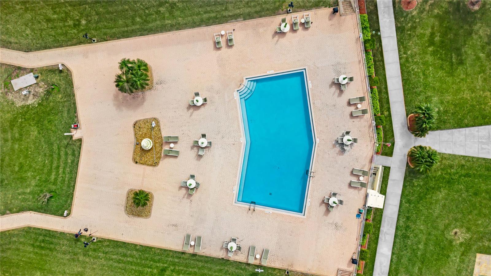 THE PENDLETON CLUB CONDO - Residential