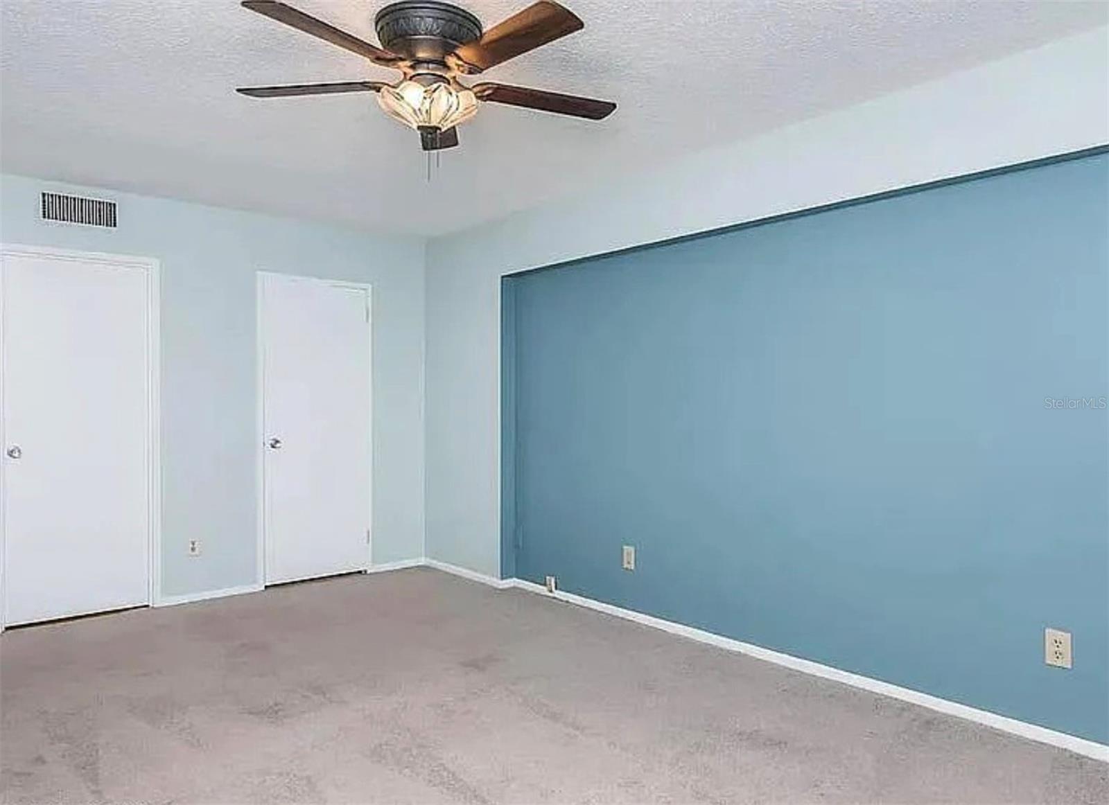 THE PENDLETON CLUB CONDO - Residential