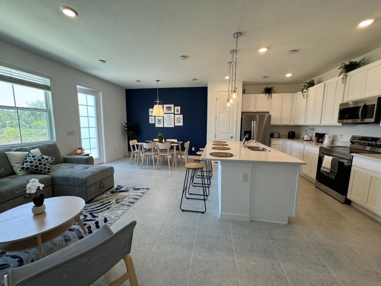 661 LONGBOAT DRIVE