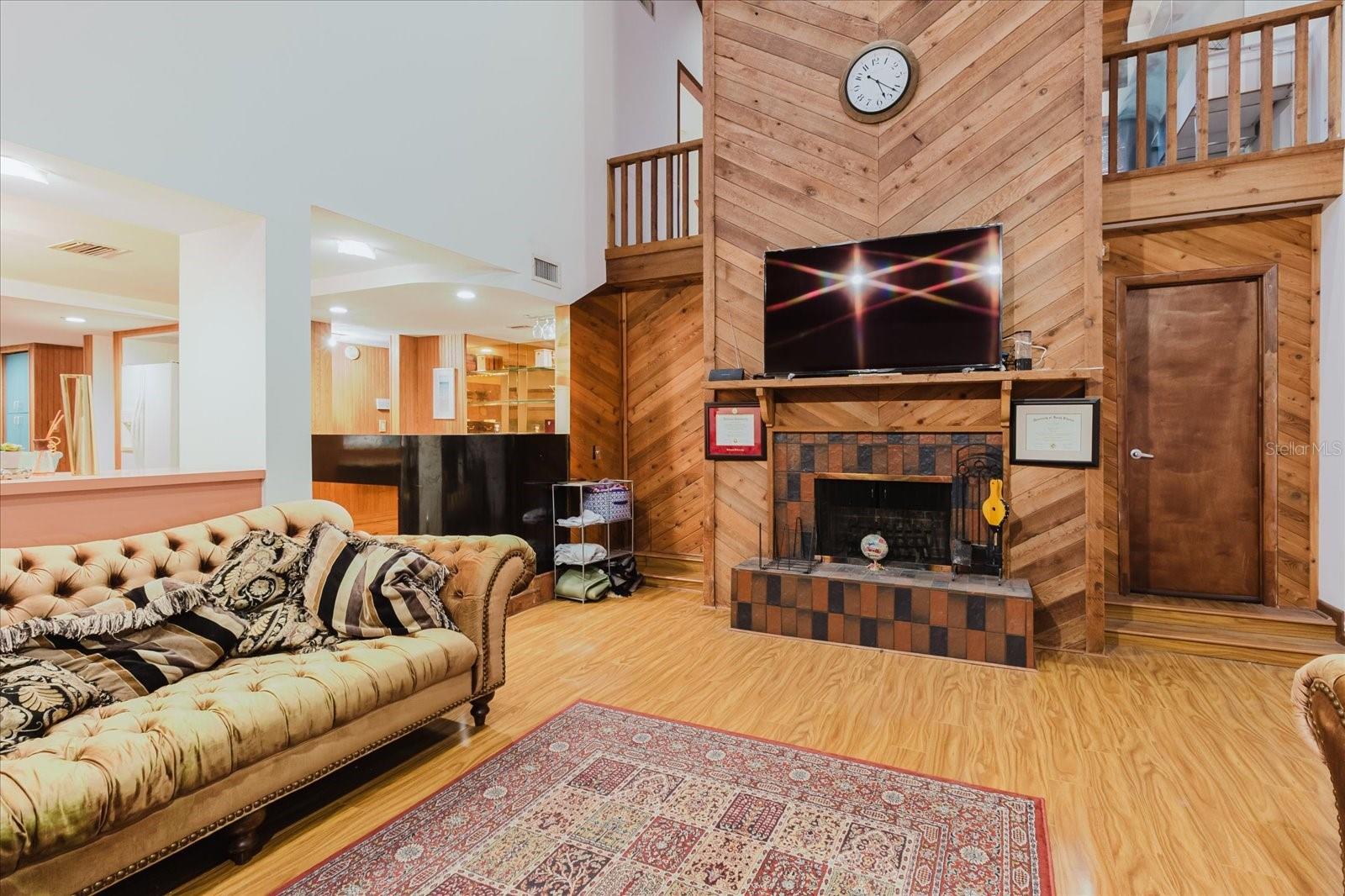 CARROLLWOOD VILLAGE SEC 1 - Residential