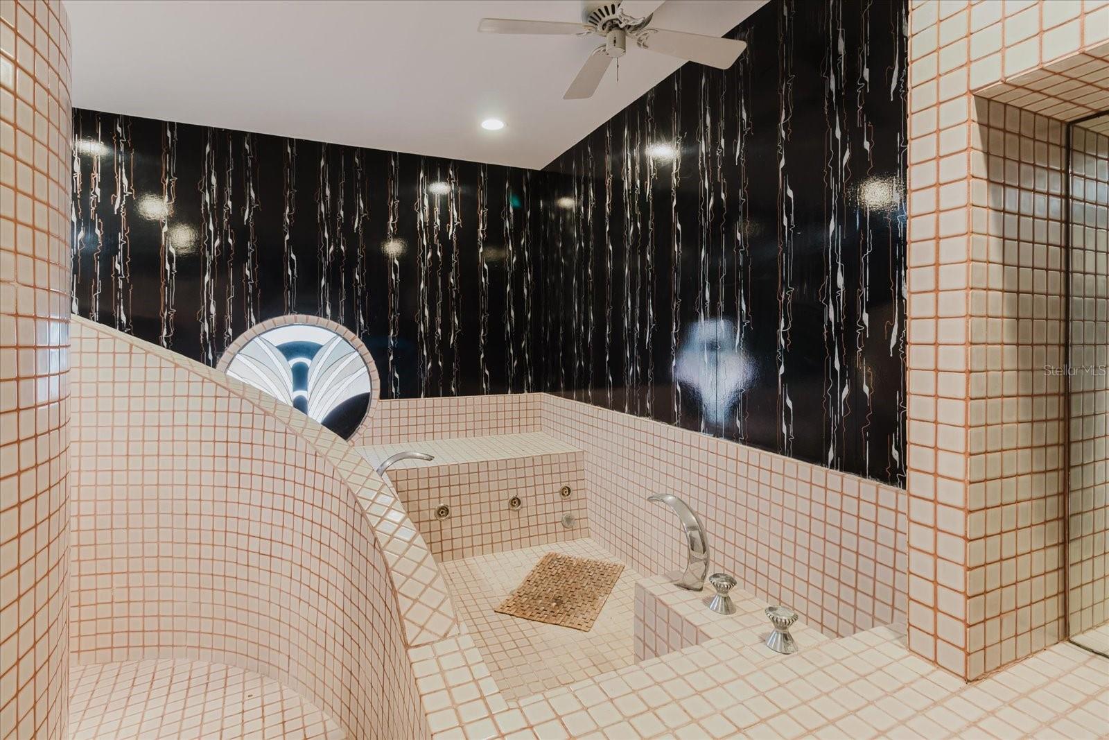 CARROLLWOOD VILLAGE SEC 1 - Residential