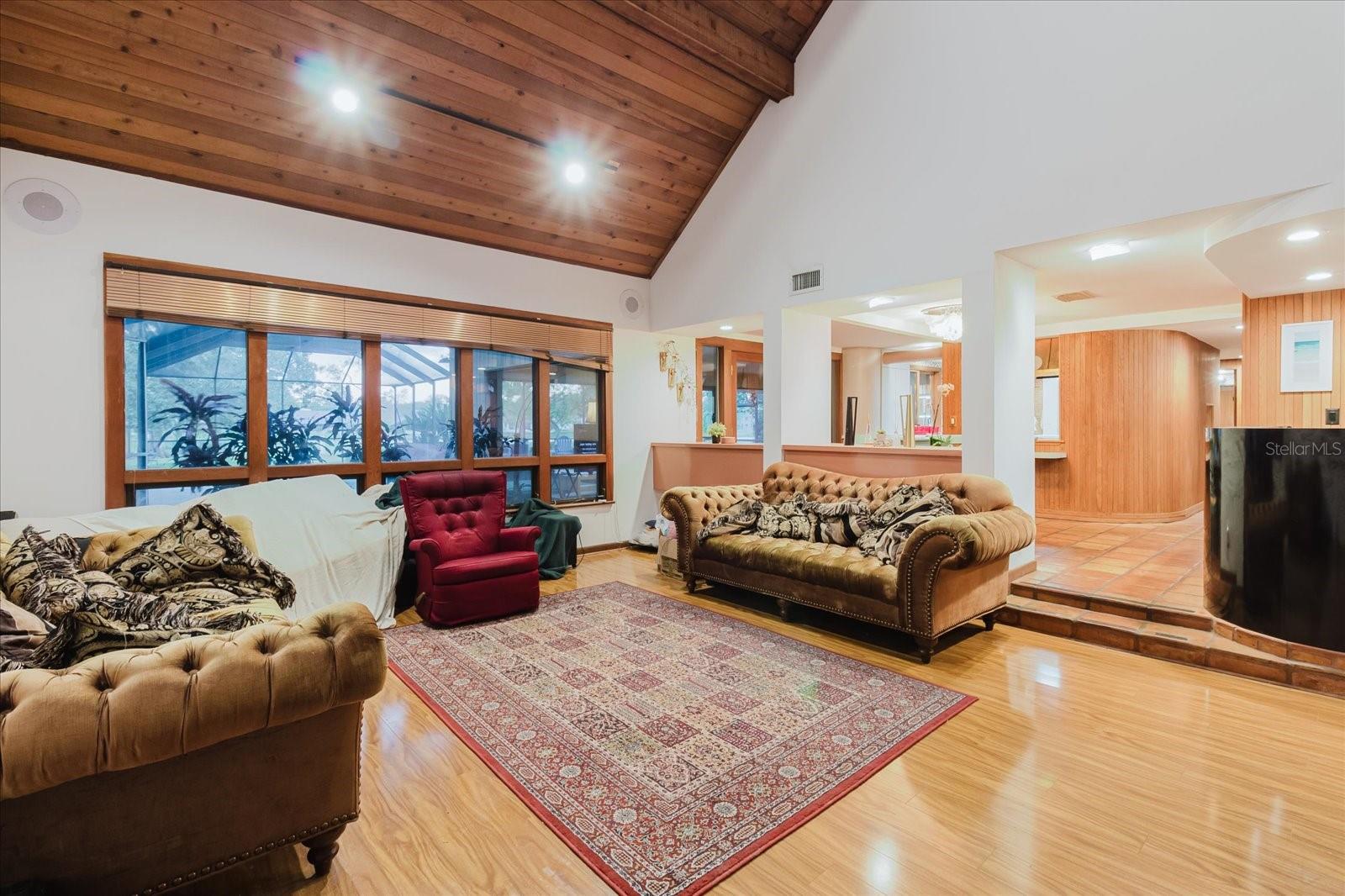 CARROLLWOOD VILLAGE SEC 1 - Residential