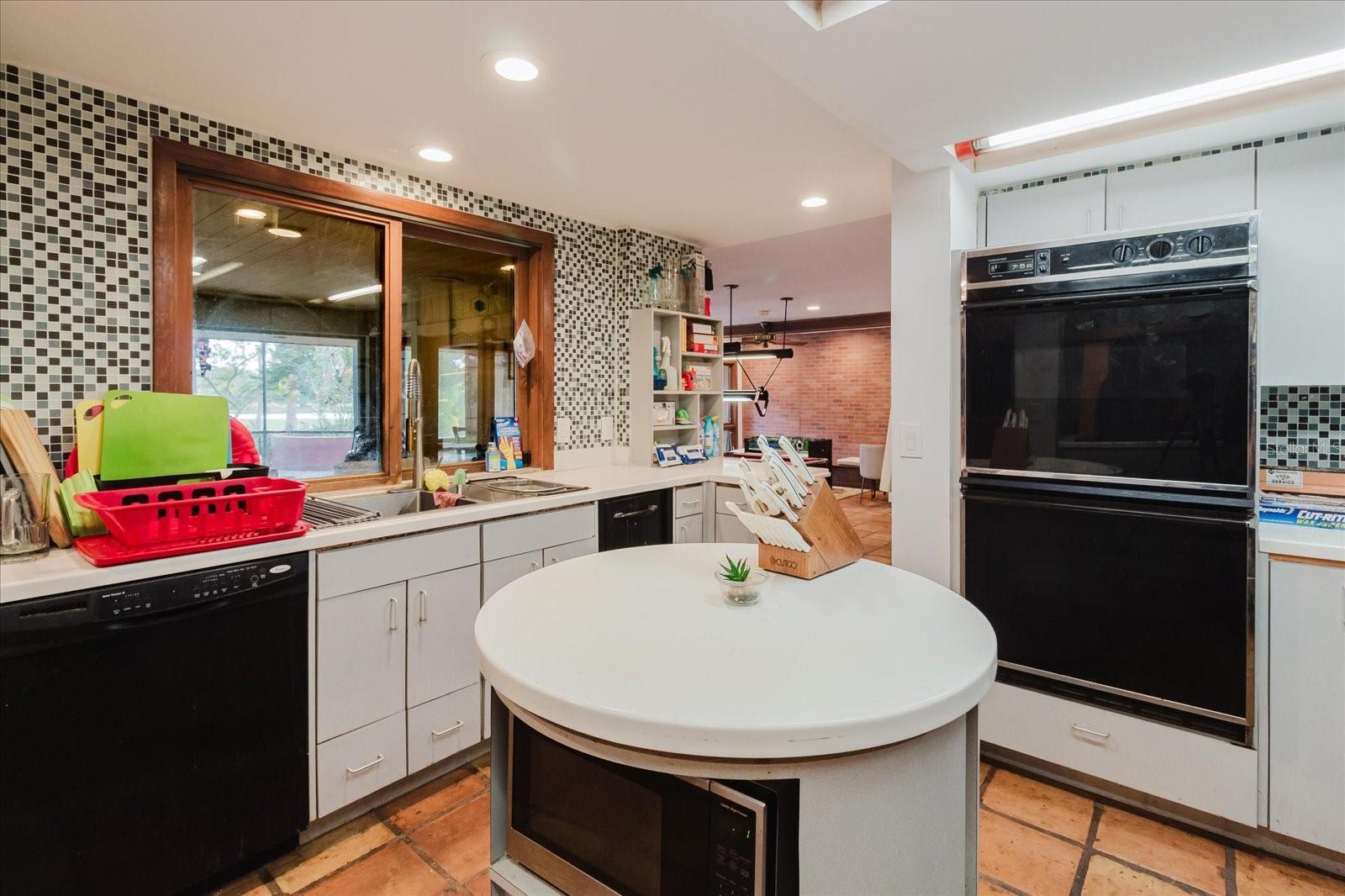 CARROLLWOOD VILLAGE SEC 1 - Residential