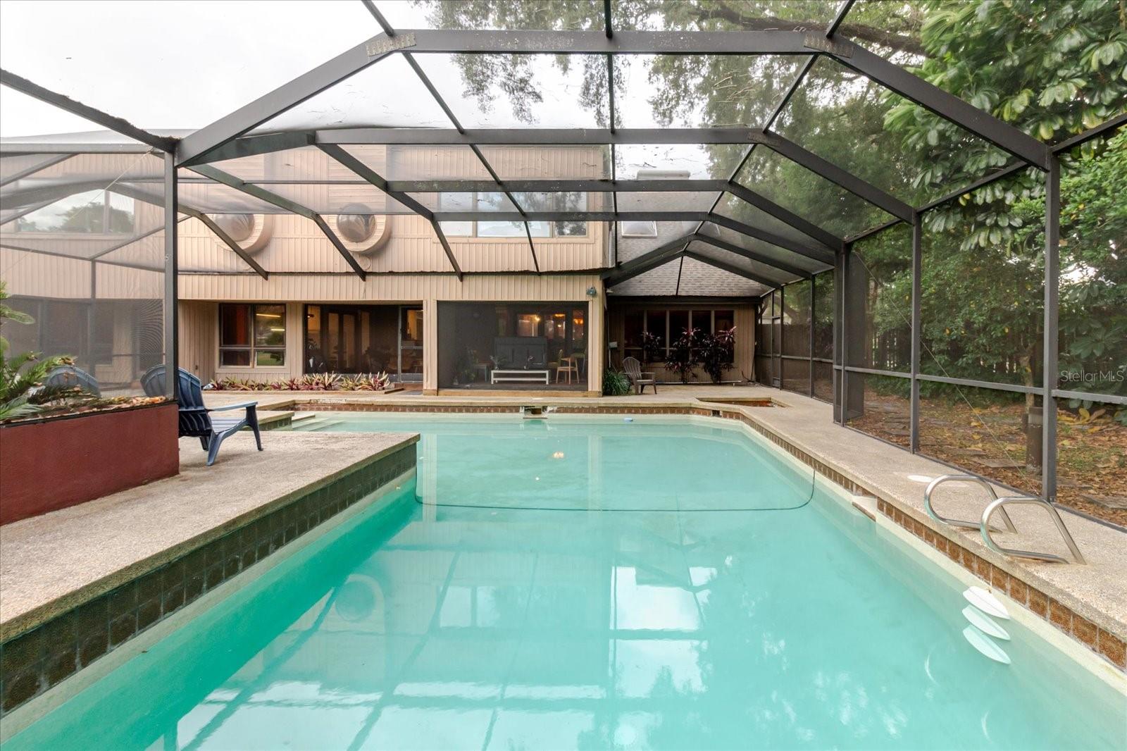 CARROLLWOOD VILLAGE SEC 1 - Residential