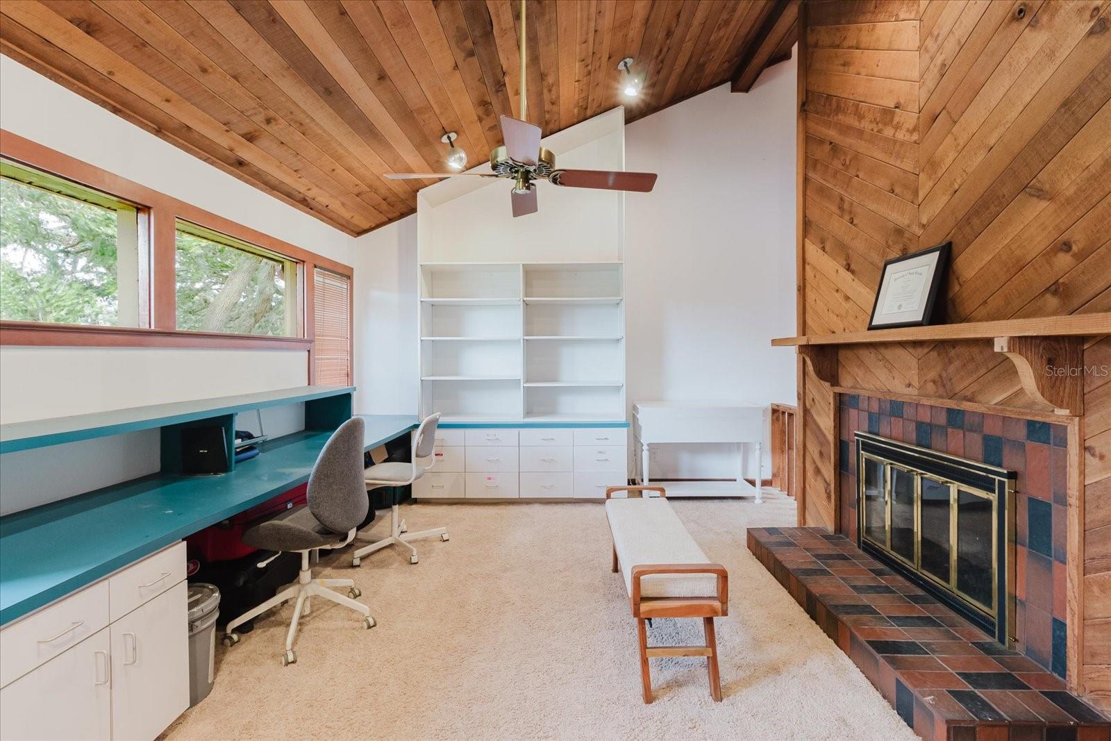 CARROLLWOOD VILLAGE SEC 1 - Residential