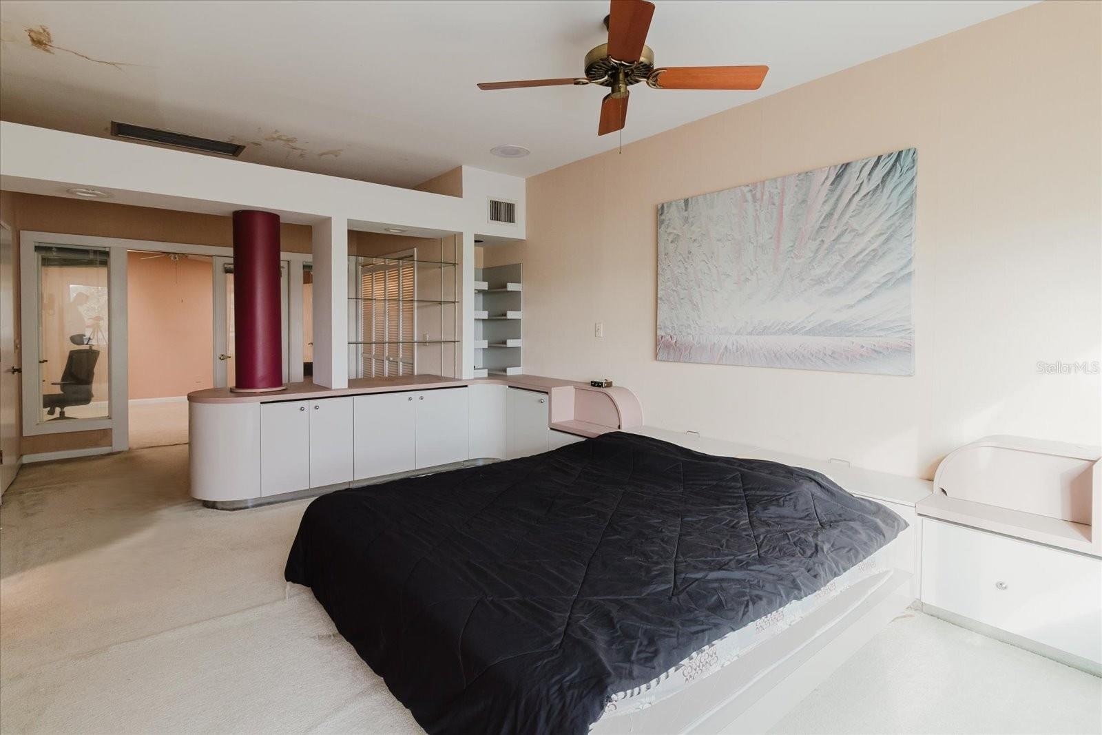 CARROLLWOOD VILLAGE SEC 1 - Residential