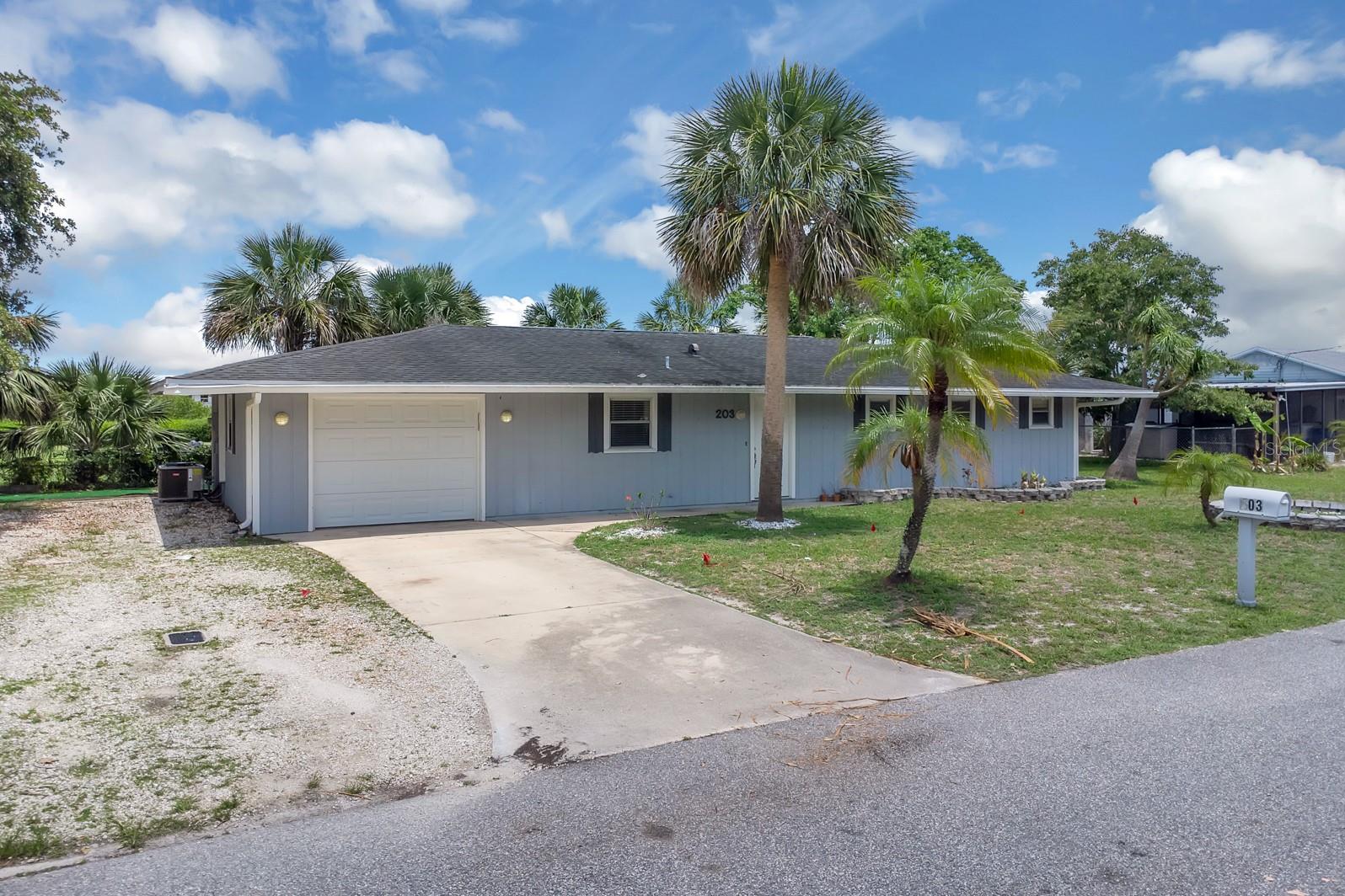 203 PARKWOOD LANE