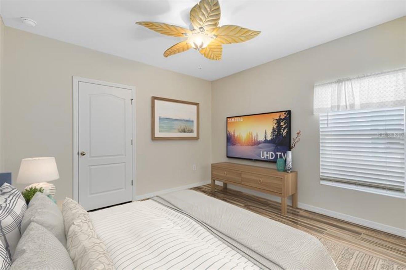 SUNCREST - Commercial Lease