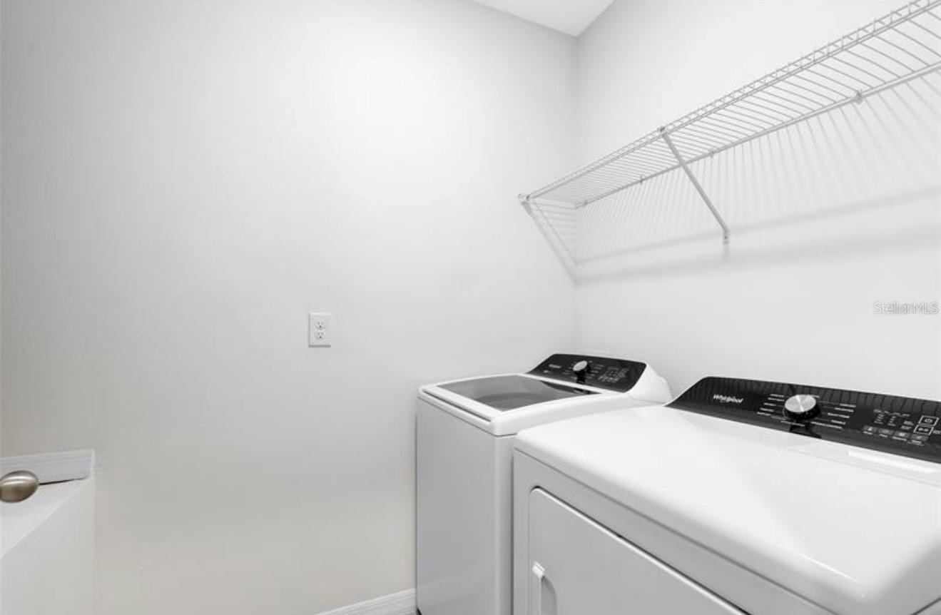 SUNCREST - Commercial Lease