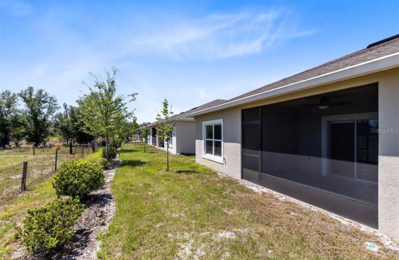 SUNCREST - Commercial Lease