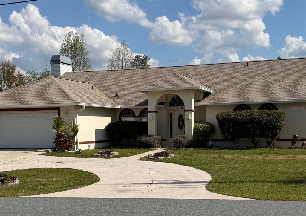 Photo of 3948 SW 157th Place Road, Ocala, FL 34473 (MLS # OM721714)