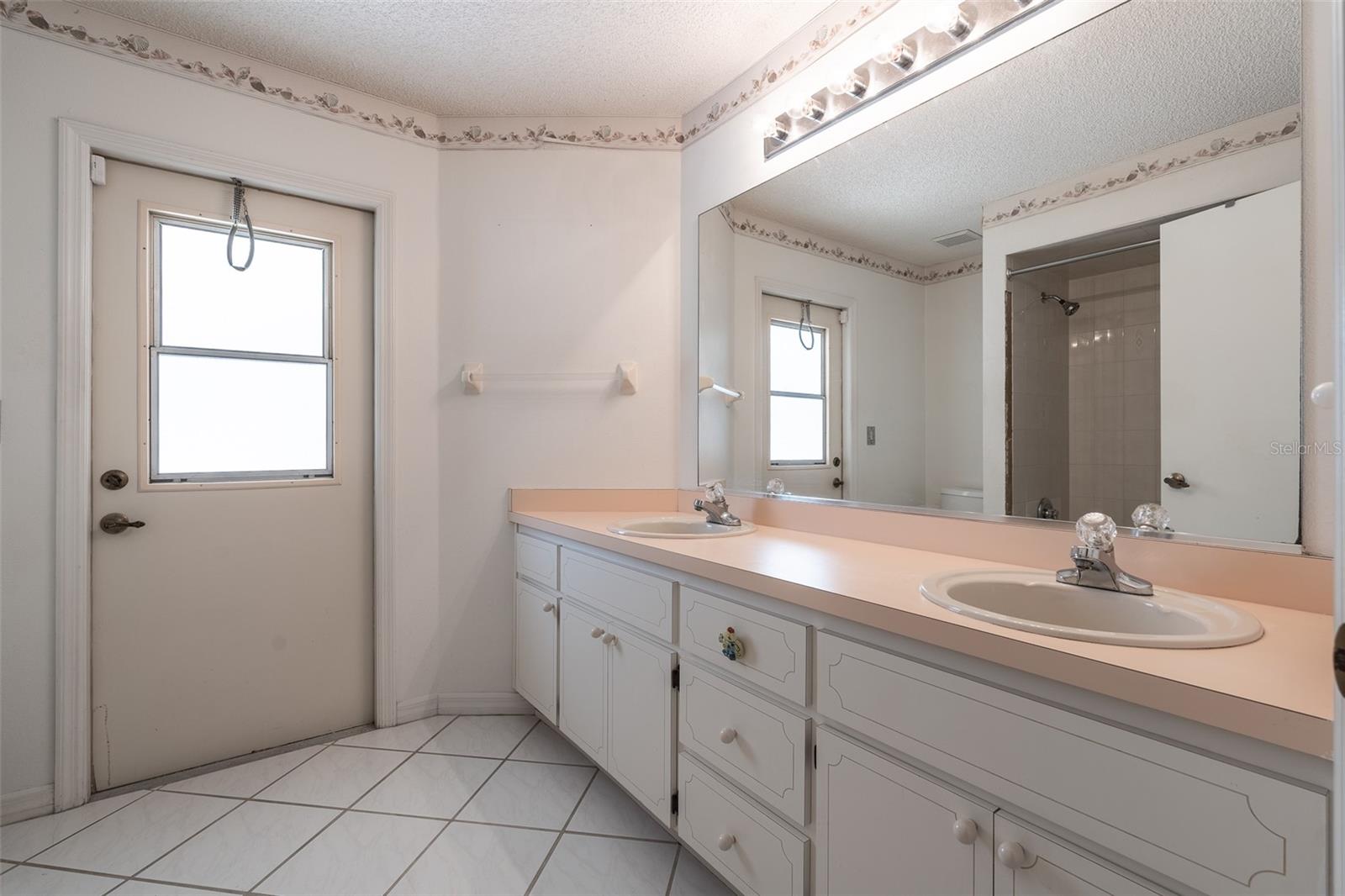 MARION OAKS UN 05 - Residential