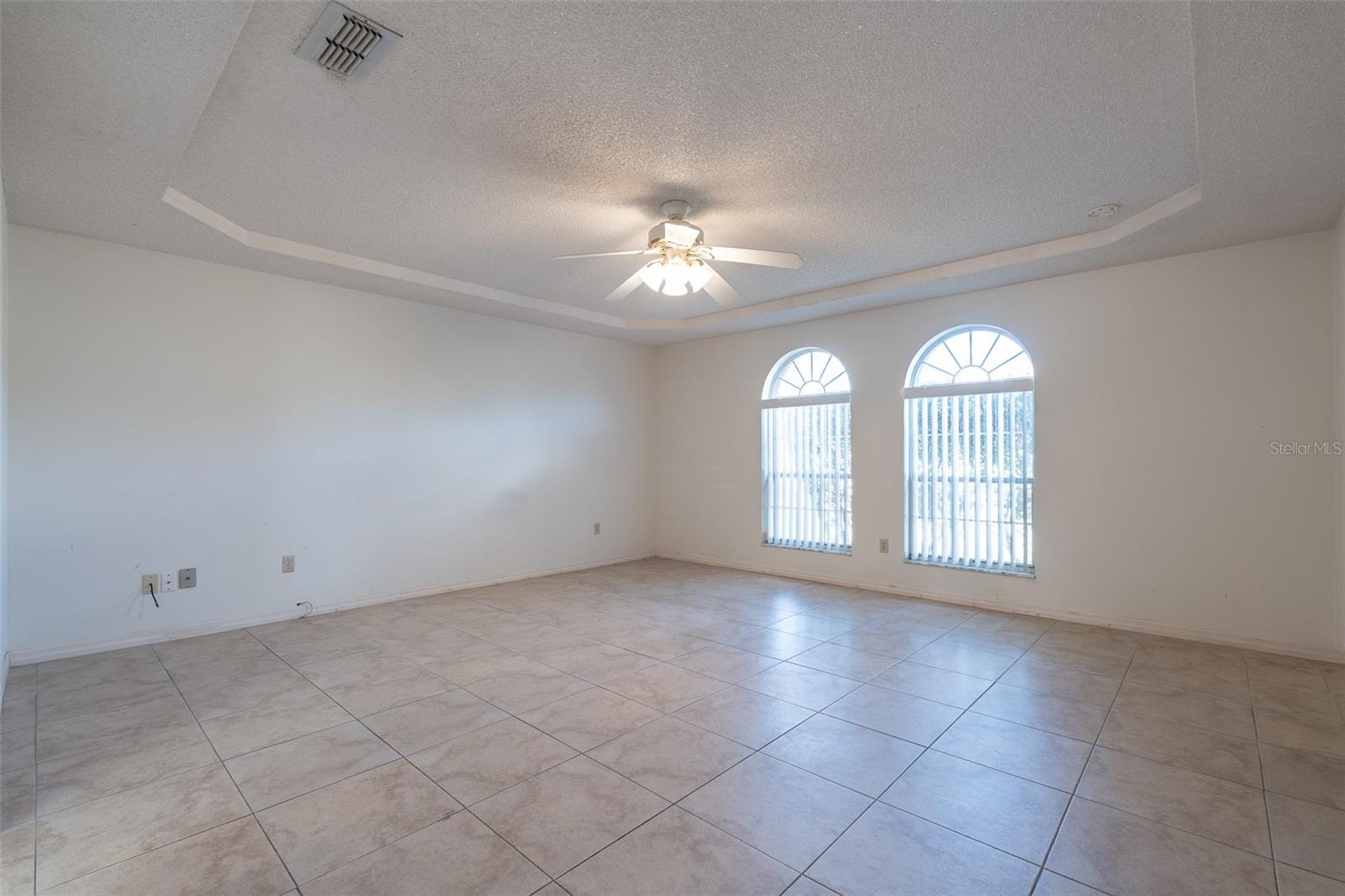 MARION OAKS UN 05 - Residential