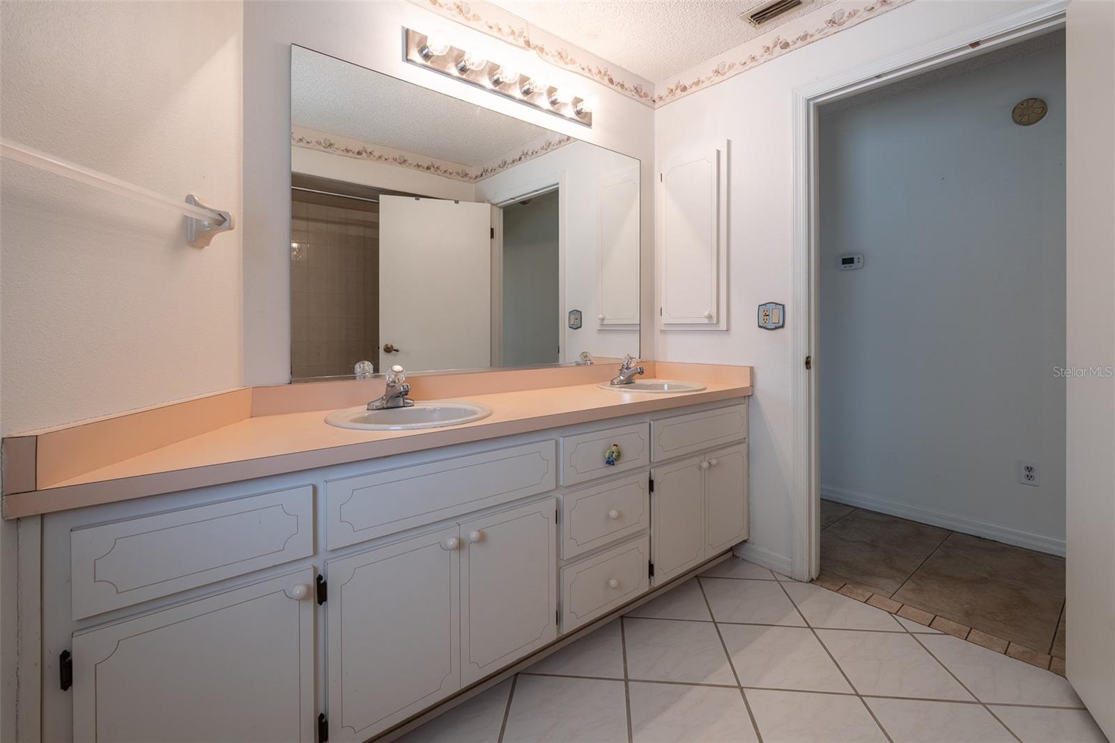 MARION OAKS UN 05 - Residential