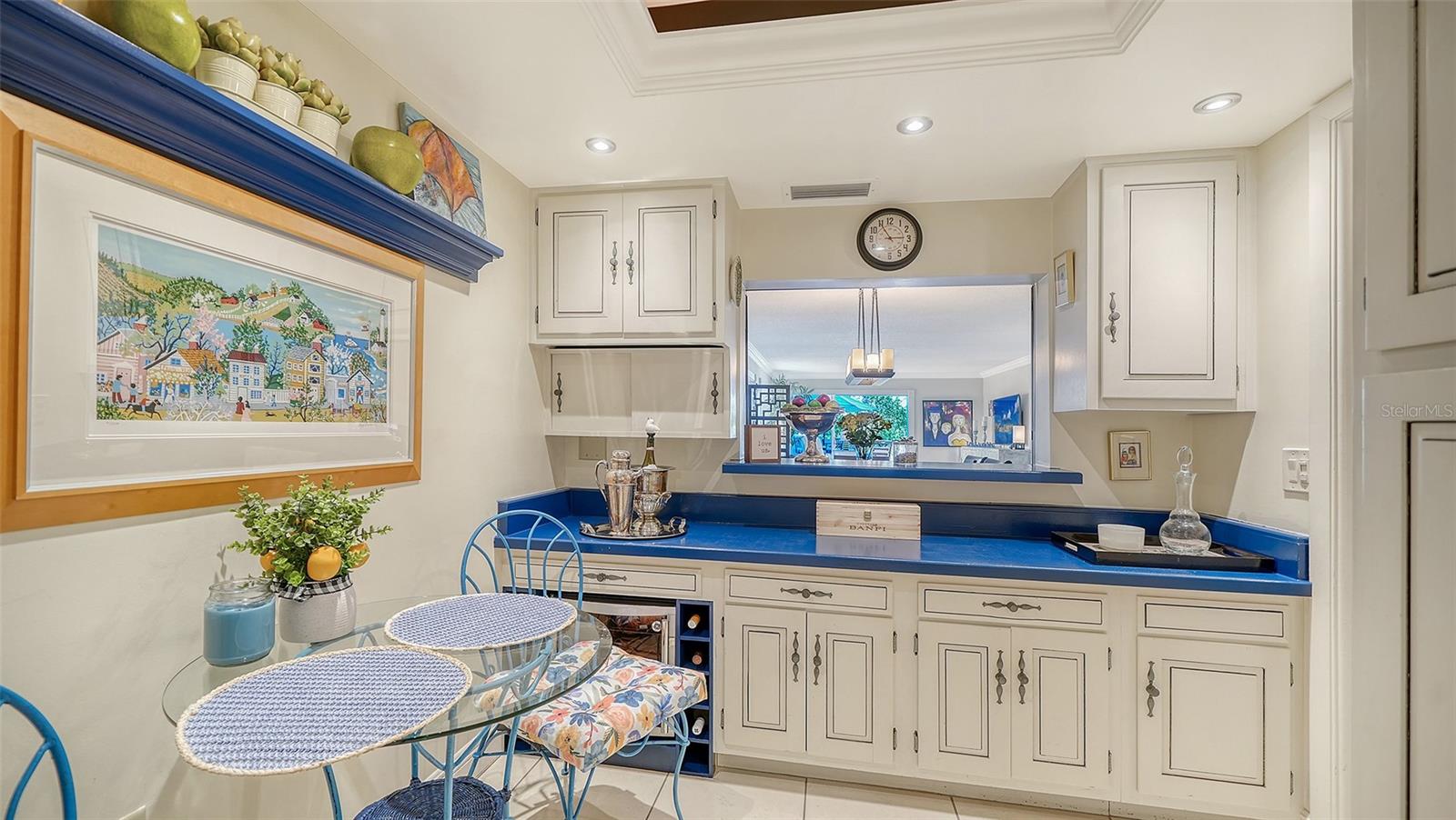 SIESTA HARBOR III - Residential Lease