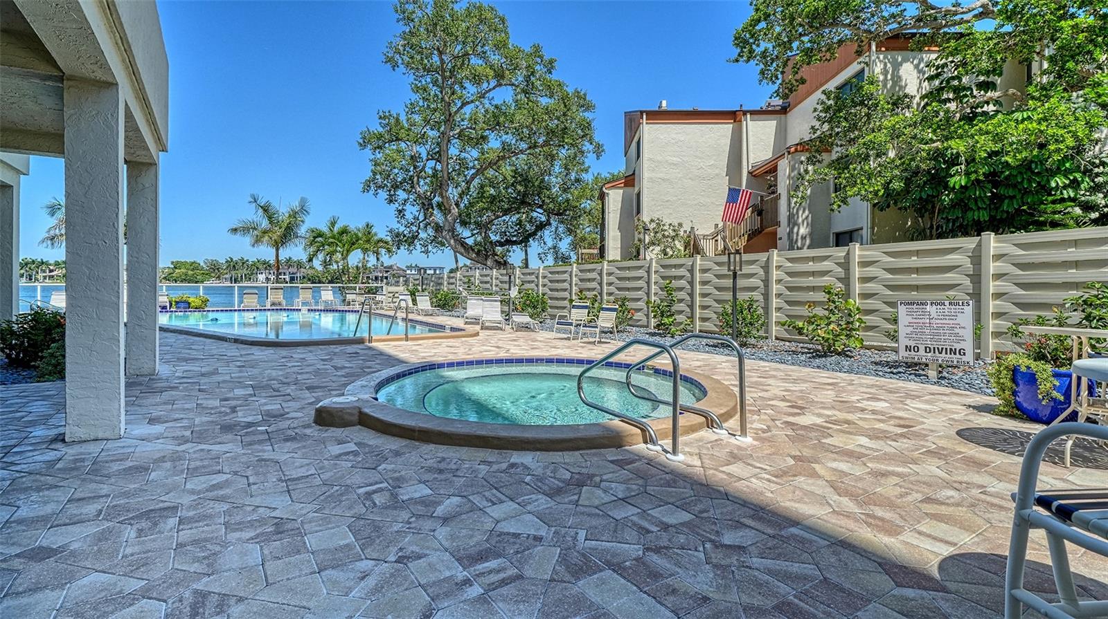 SIESTA HARBOR III - Residential Lease