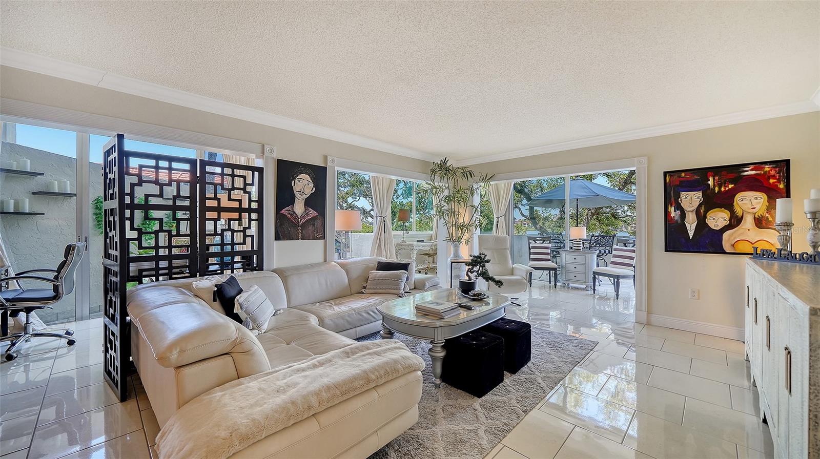 SIESTA HARBOR III - Residential Lease