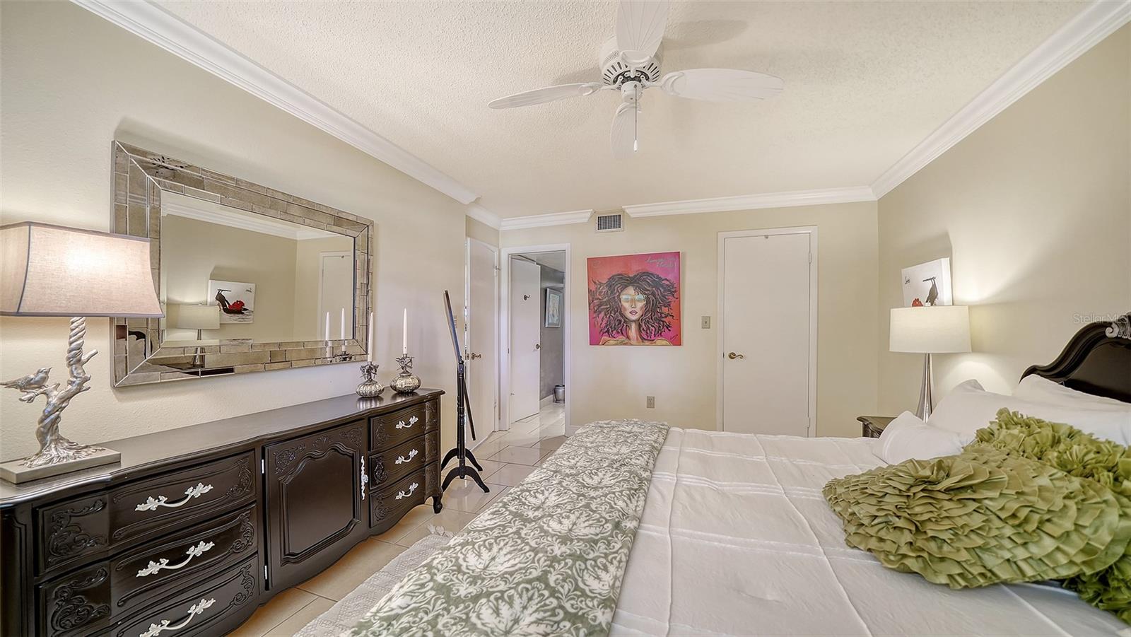 SIESTA HARBOR III - Residential Lease