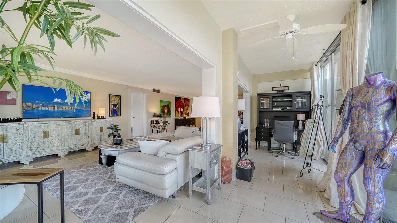 SIESTA HARBOR III - Residential Lease