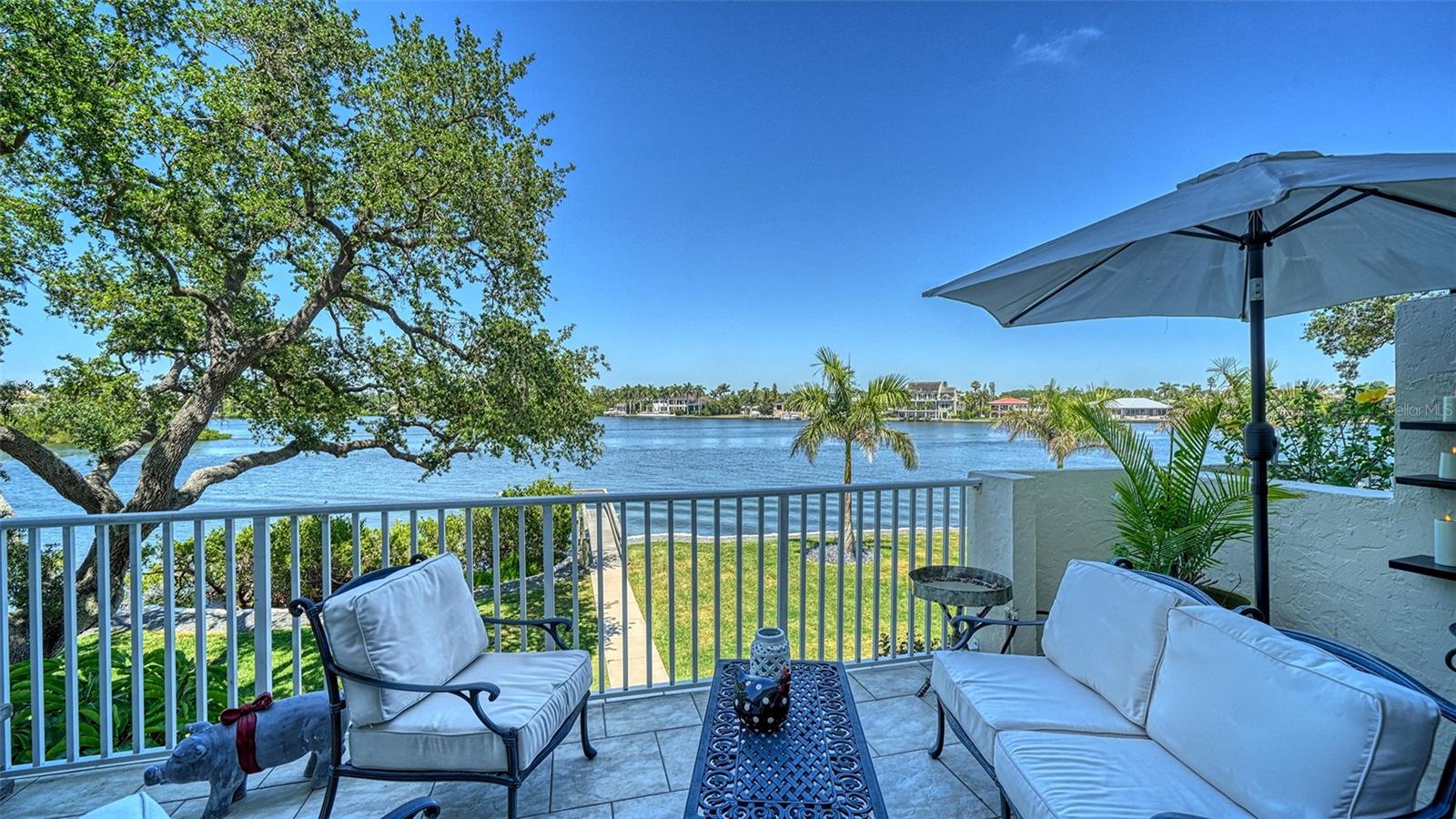SIESTA HARBOR III - Residential Lease